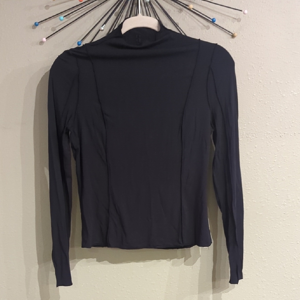 Sweaty Betty Long Sleeve Black Wear Athletic US 8 Exposed Seam Funnel Neck
